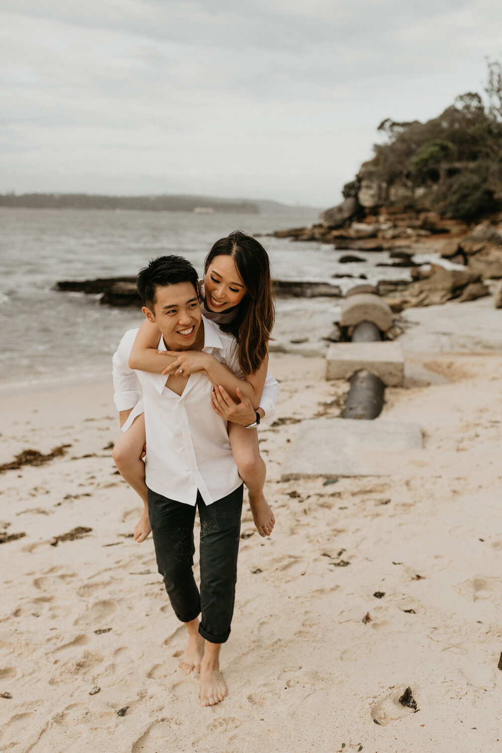 Sydney Wedding Photographer Akaness Sharks-Romantic Sydney Beach Engagement Best artistic -48.jpg