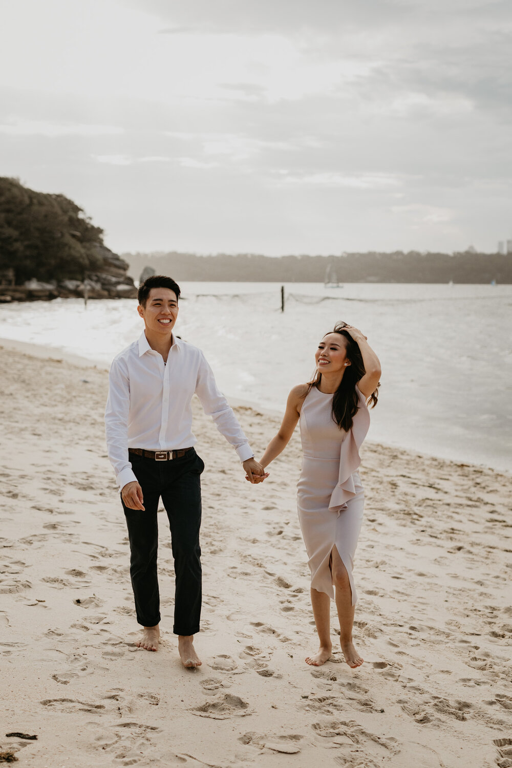 Sydney Wedding Photographer Akaness Sharks-Romantic Sydney Beach Engagement Best artistic -5.jpg